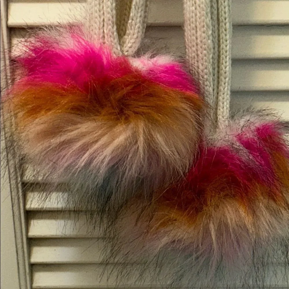 NWT Cat & Jack Cable Knit 🧶 Scarf 🧣 with Playful Pom Poms